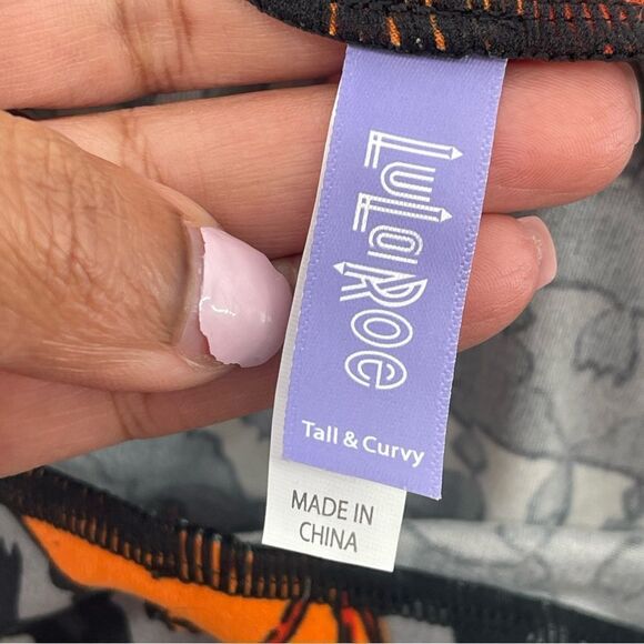 LuLaRoe Women’s Black Soft Stretchy Orange Bat Halloween Leggings Tall Curvy XL - Picture 10 of 12